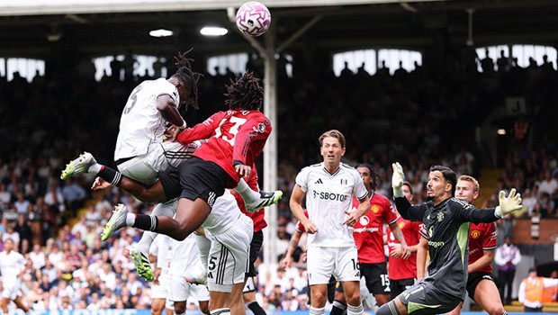 Altay Bayındır’lı Manchester United, Fulham’a takıldı!