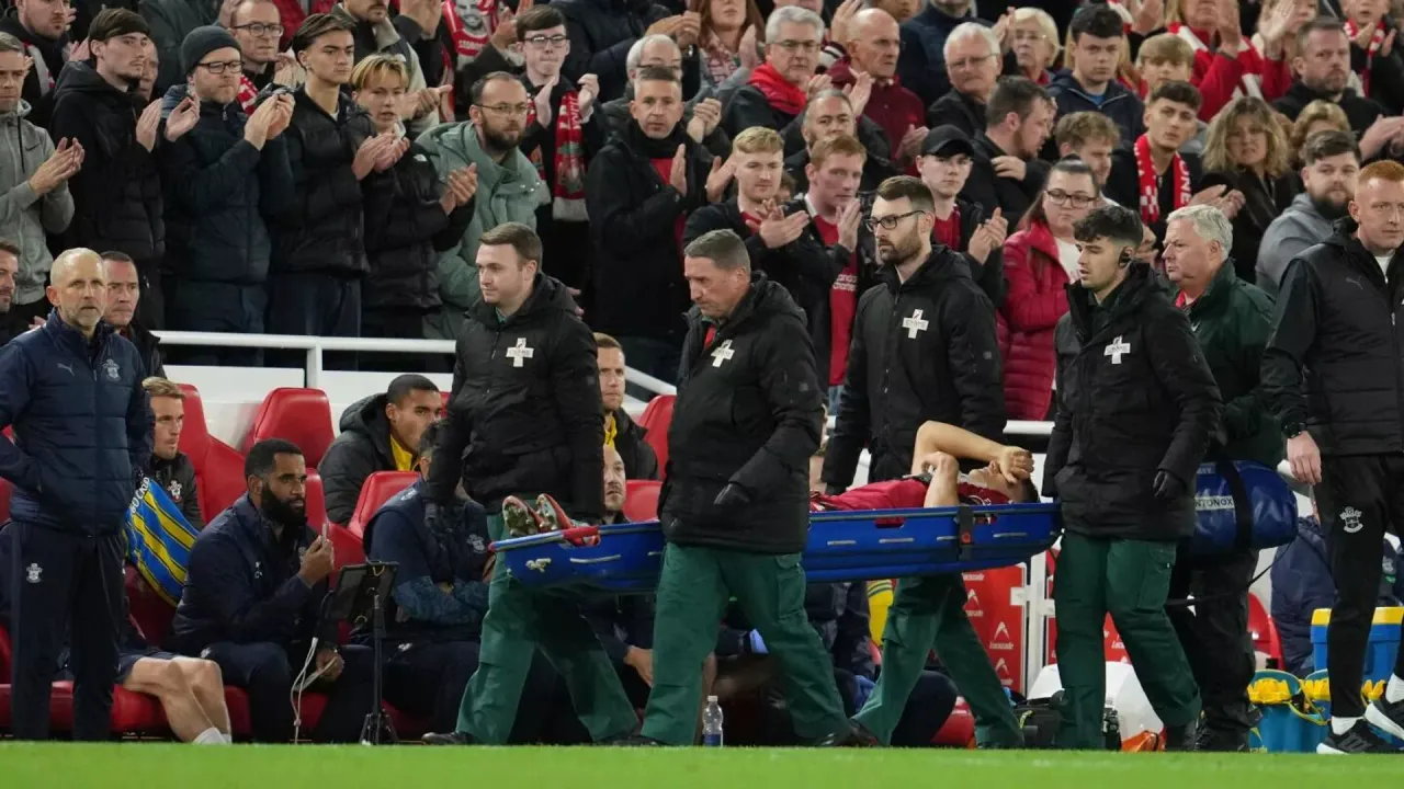 Liverpool’un yıldızı Galatasaray maçı öncesi sakatlandı