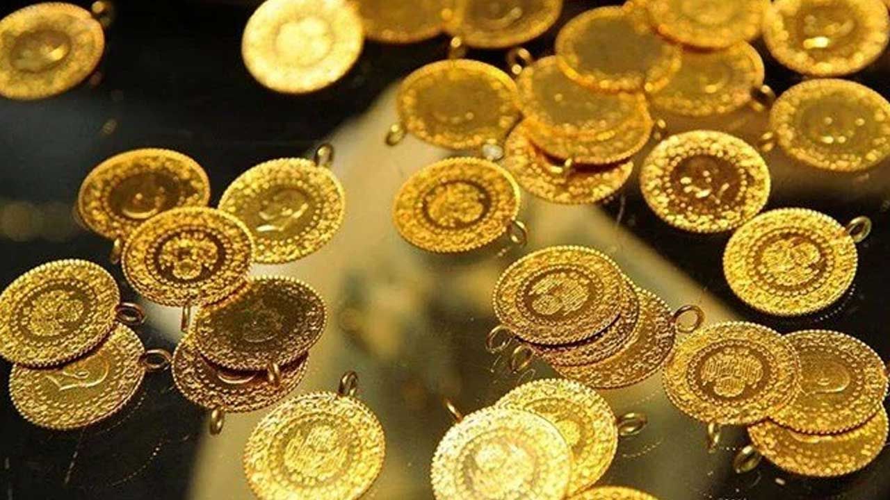 Altın tarihi zirveden geri çekildi