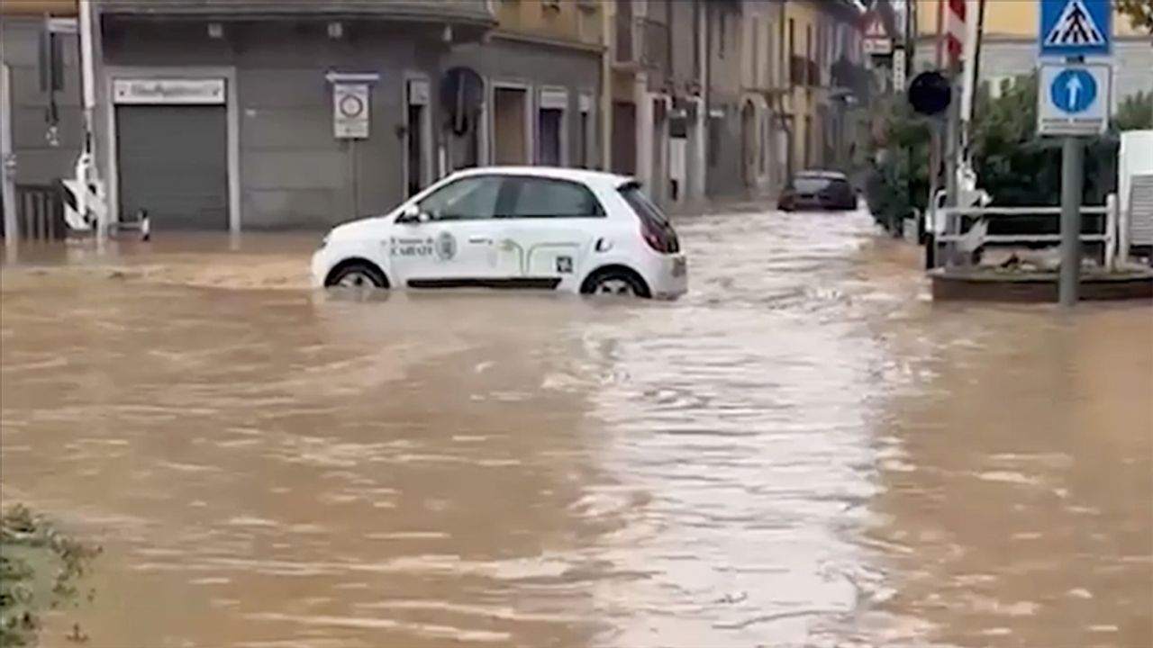 İtalya’da aşırı yağış sel ve taşkınlara yol açtı