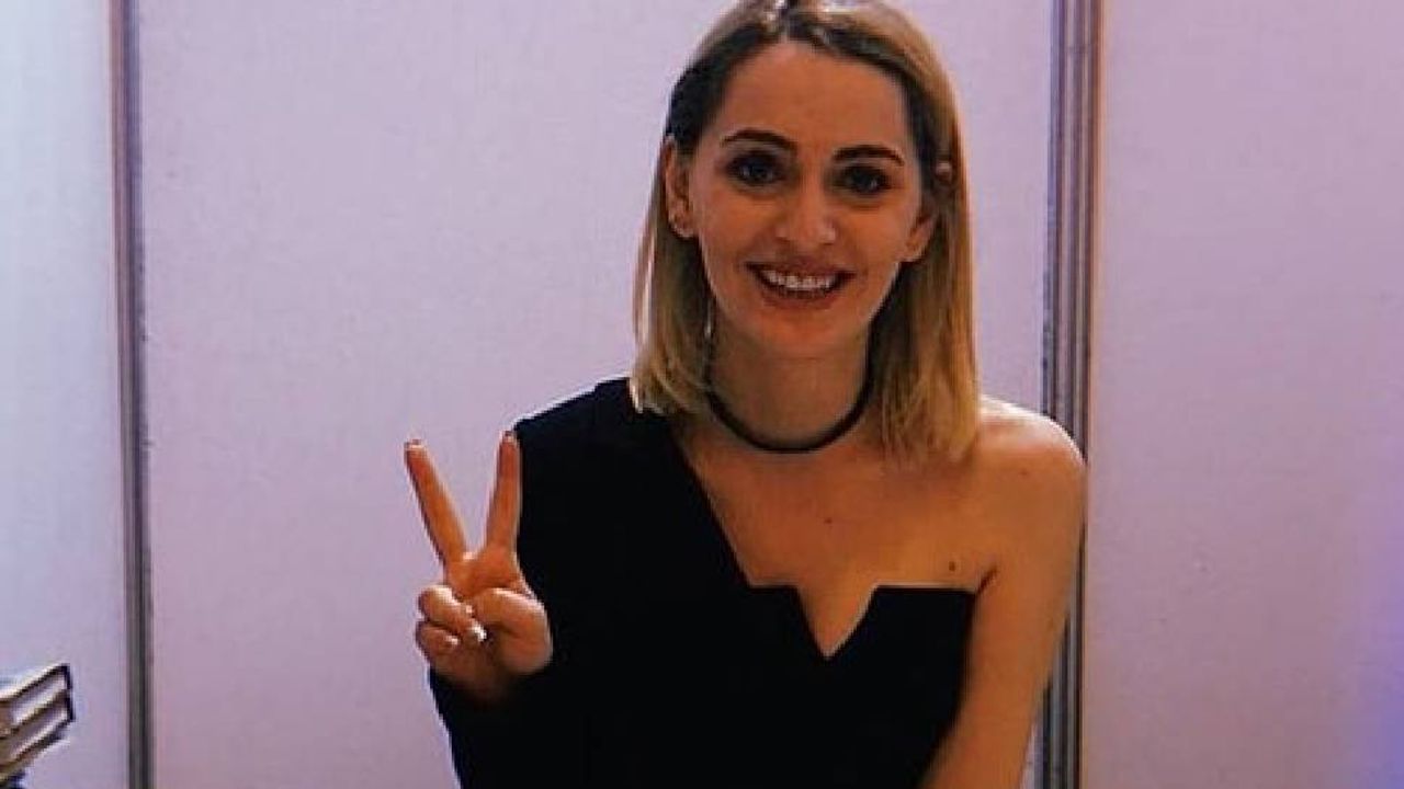 Kızılcık Şerbeti dizisinin senaristi Merve Göntem gözaltına alındı