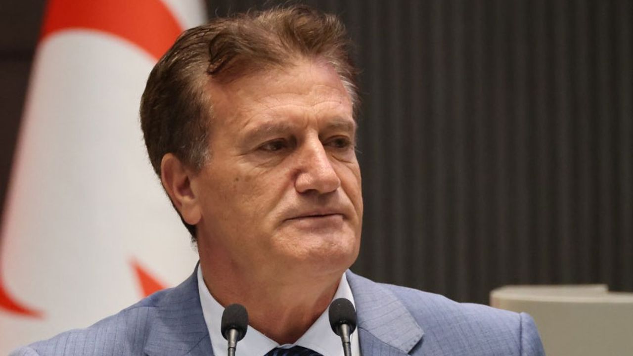 Arıklı: Meclis karar verdiyse, kimse federasyon masasına oturamaz