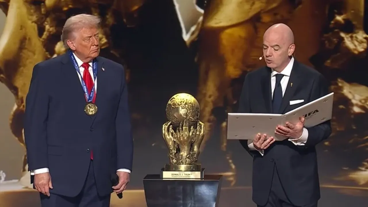 ABD Başkanı Trump’a “FIFA Barış Ödülü” verildi