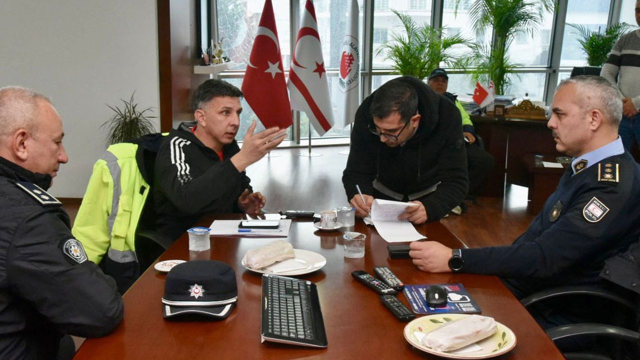 Gönyeli Alayköy Belediyesi’nde kriz masası oluşturuldu… Yetkililer durumu değerlendiriyor