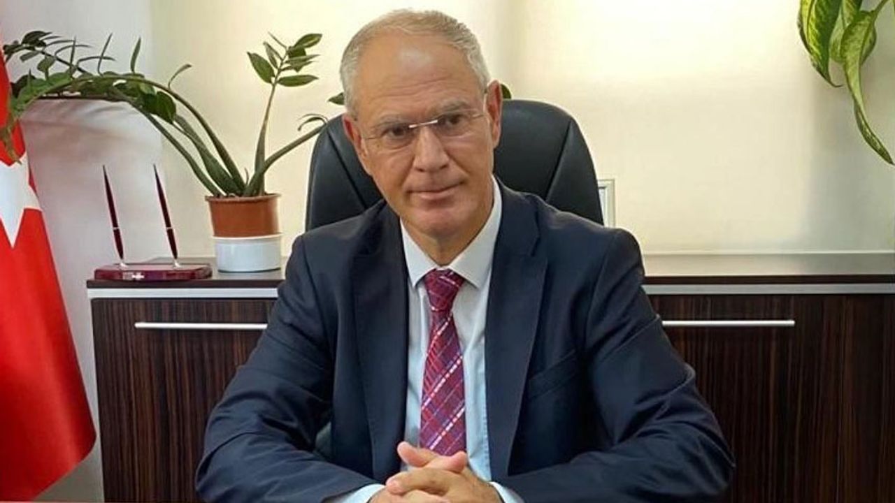 Hasipoğlu’ndan Cumhurbaşkanı Erhürman’a eleştiri: Bizi ucu açık federasyon müzakerelerine soktu