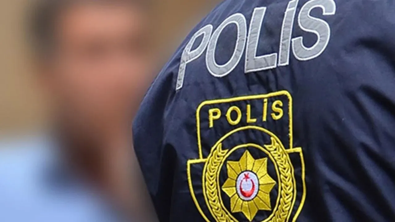 Eski kız arkadaşının evine izinsiz girdi, polislere saldırdı!
