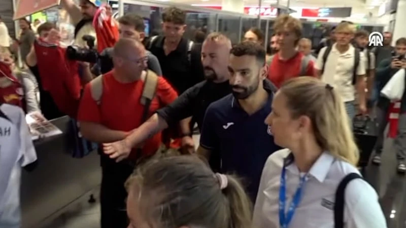 Muhammed Salah için havalimanı insanlarla doldu taştı!