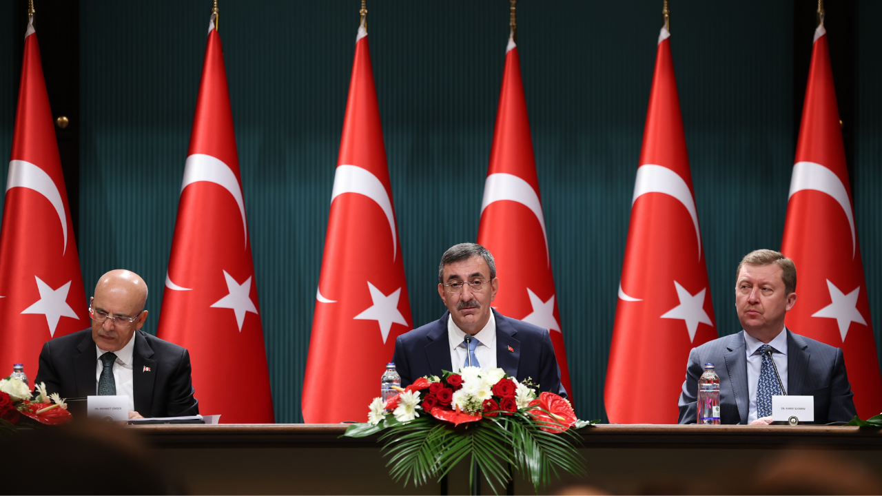 Cevdet Yılmaz: “Yıl sonu enflasyon tahminimiz yüzde 28,4’e yükseldi”