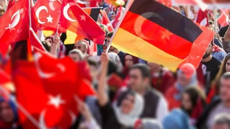 Alman basını: Türk esnaf Almanya’yı terk etmeyi düşünüyor