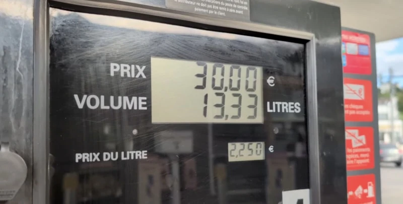 Fransa’da motorin 2,50 euroyu aşınca sürücüler çareyi kanola yağında buldu