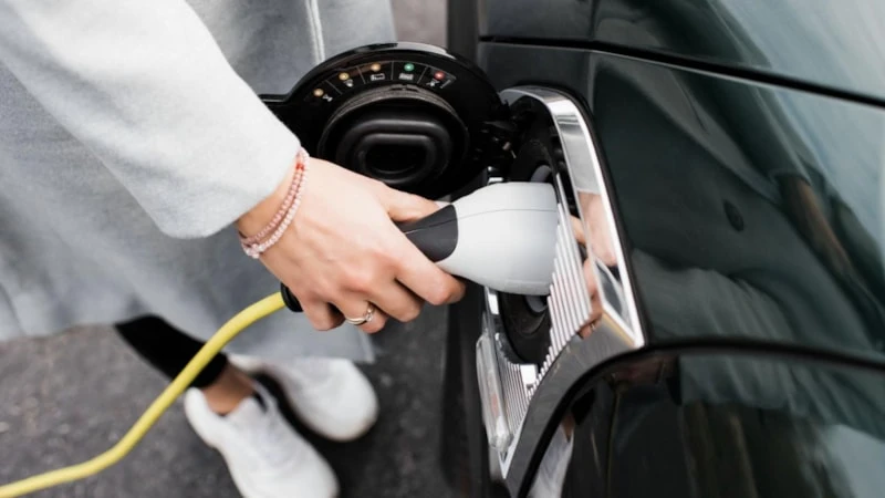 Küresel elektrikli araç satışları 1,83 milyona ulaştı